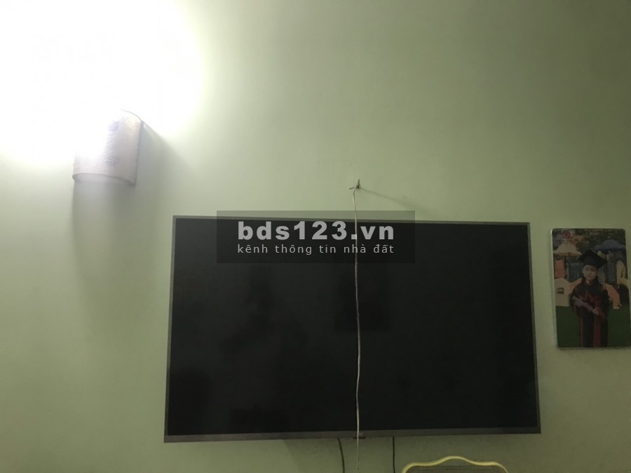 Chủ nhà bán nhà nguyên căn về hưu về ở với con cháu, giá bán 6.4 tỷ, sổ đổ sẵn