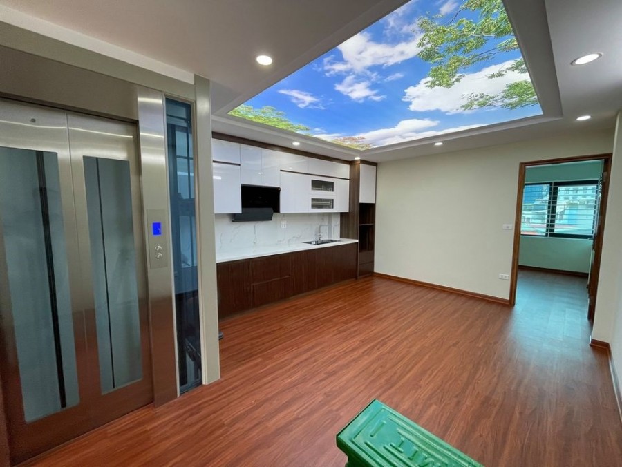 Bán nhà Nguyễn Văn Huyên, thang máy, kinh doanh, 62mx6T, giá 10.85…