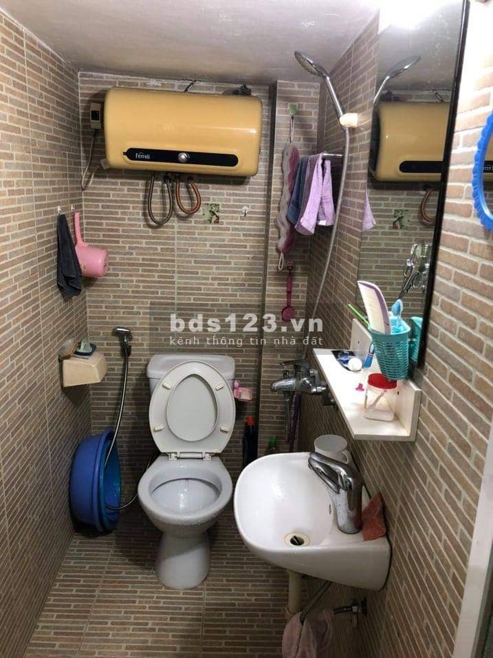 Bán nhà nguyên căn đẹp, ở luôn, gần phố Minh Khai, dt 48m2, 4 tầng, mt 4m, giá chỉ 4 tỷ