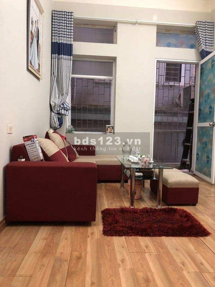Bán nhà nguyên căn đẹp, ở luôn, gần phố Minh Khai, dt 48m2, 4 tầng, mt 4m, giá chỉ 4 tỷ