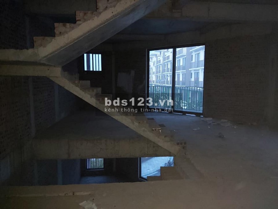 Bán nhà khu Vip Khai Sơn, Long Biên, kinh doanh tuyệt với, lô góc triệu view, giá 13.1 tỷ