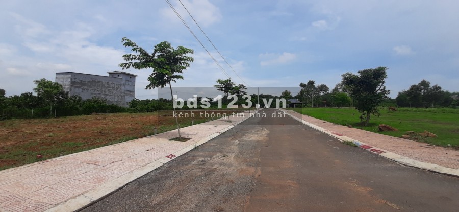 Thửa 635 tờ 25 KP3 Hắc Dịch, kế hồ Nhà Bè, đường Hắc Dịch thổ cư 60m2 liên hệ 0906861505