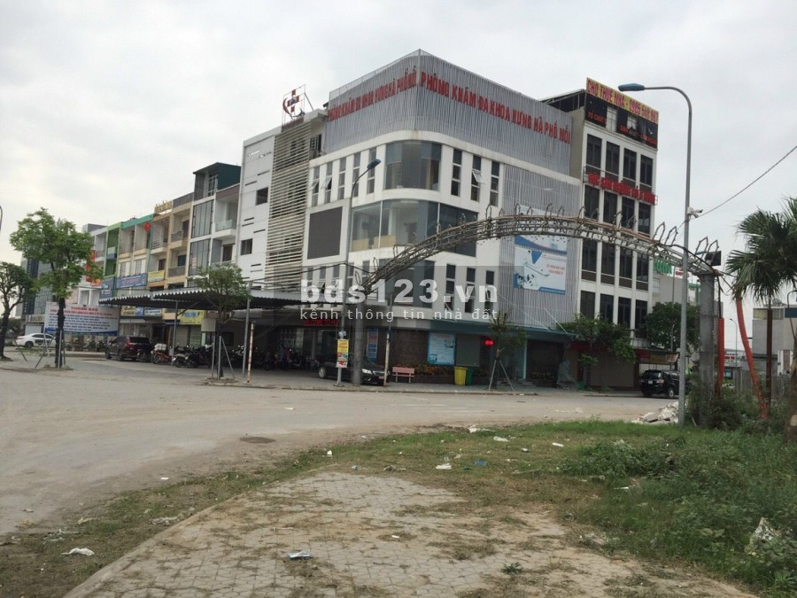 Bán tòa nhà 5 tầng đối diện trung tâm thương mại thị xã Mỹ Hào, giá 14 tỷ