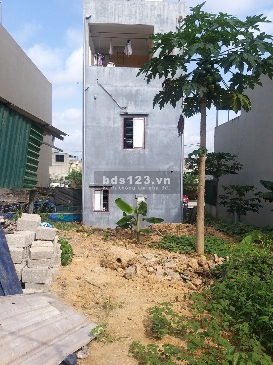 Bác gái có lô đất nền trong sân vườn Cái Dăm mốn bán chỉ hơn 1 tỷ LH 0905221998