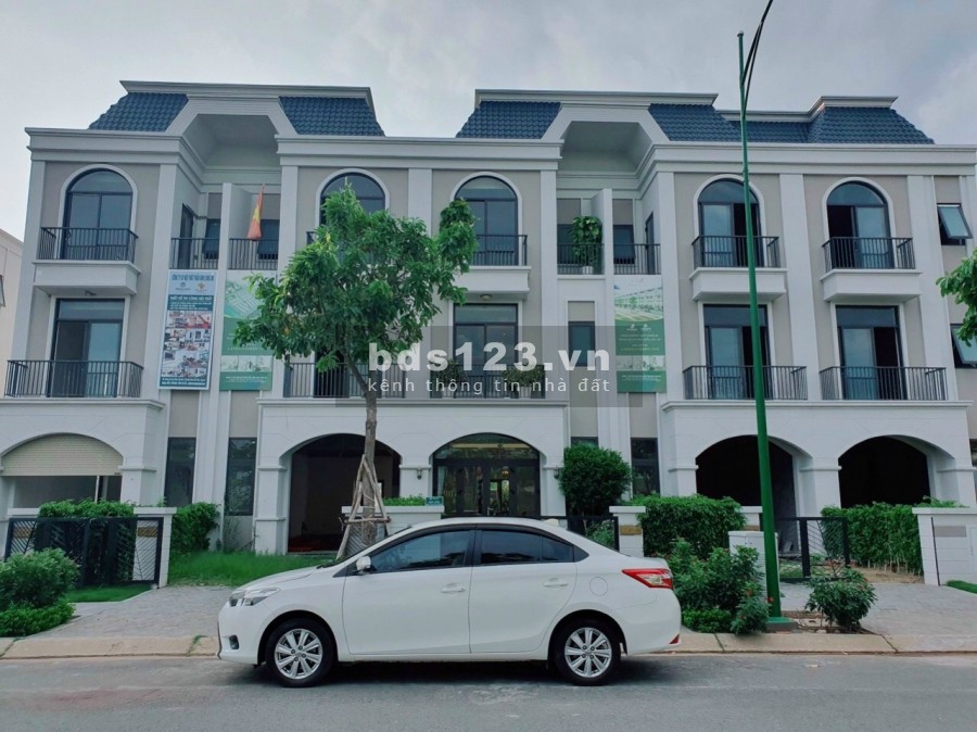 Mua nhà phố Phúc An Garden chỉ với 350 triệu nhận ngay xe SH Mode và vàng