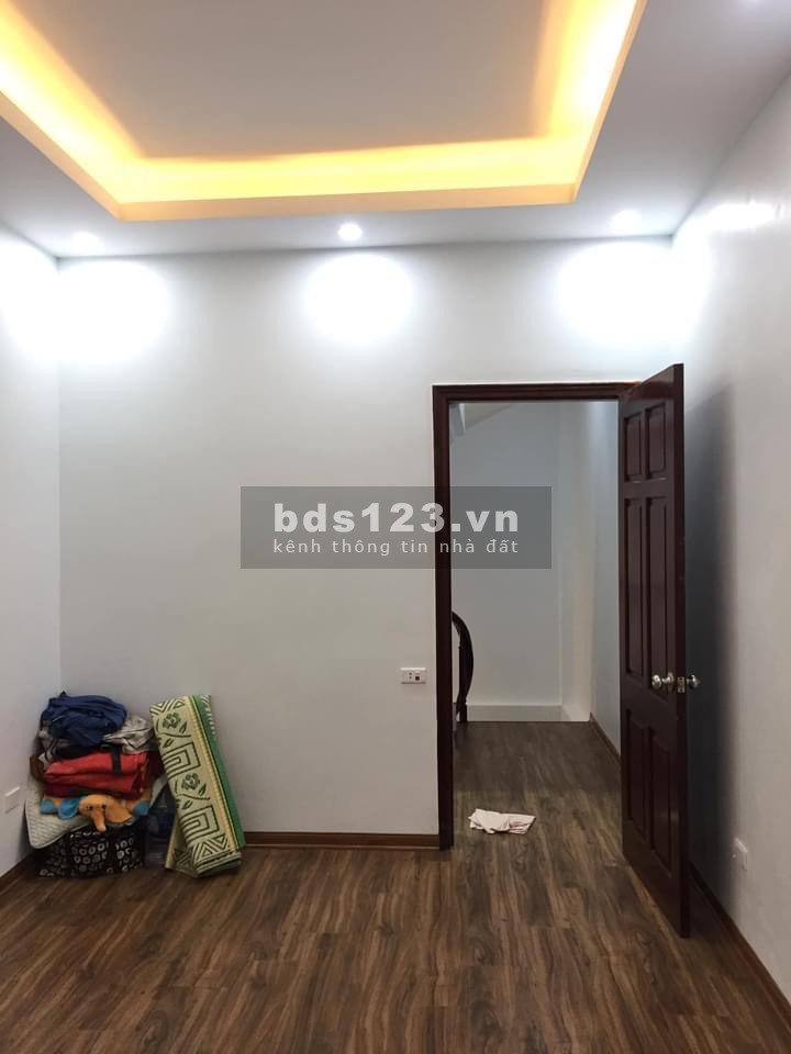 Nhà phố Khương Trung, Thanh Xuân Mới 15m ra Mặt đường chính 35m2x4T Giá 3,15 tỷ