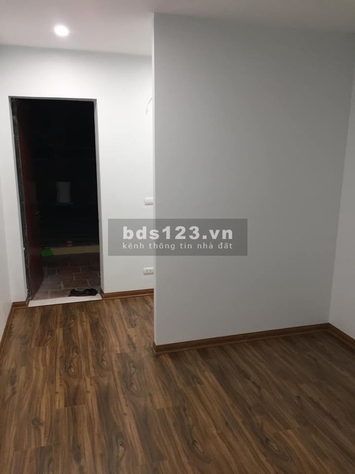Nhà phố Khương Trung, Thanh Xuân Mới 15m ra Mặt đường chính 35m2x4T Giá 3,15 tỷ