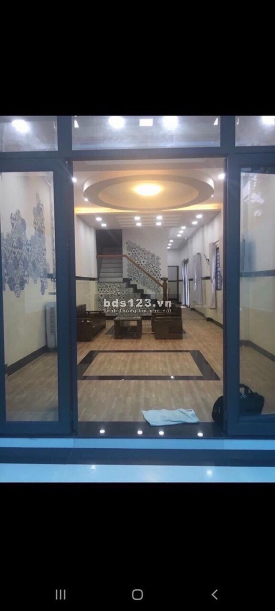 Bán nhà nguyên căn chính chủ 1 trệt, 1 lầu, sổ riêng, bàn giao công chứng ngay