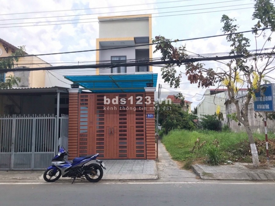 Bán nhà nguyên căn chính chủ 1 trệt, 1 lầu, sổ riêng, bàn giao công chứng ngay