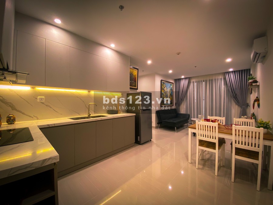 Cần Bán Gấp Căn Hộ Vinhomes Ocean Park 3 Phòng Ngủ, không gian bếp nhỏ xinh