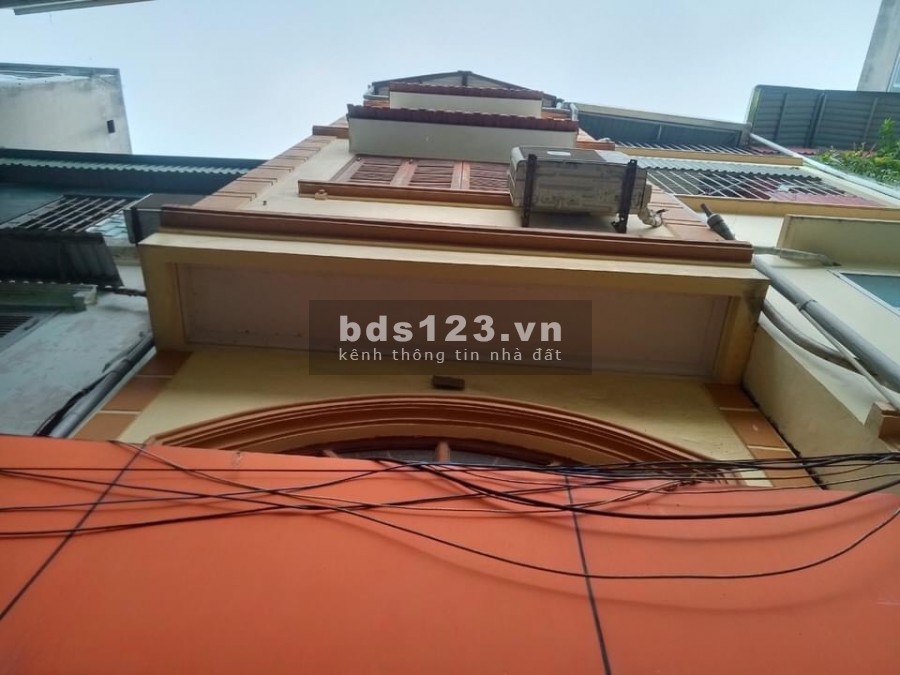 Bán nhà đường Vĩnh Hưng, Quận Hoàng Mai ngõ rộng 3m, giá bán 2.48 tỷ