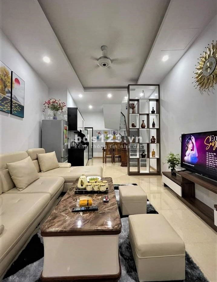 Nhà đẹp mặt ngõ Triều Khúc, kinh doanh, gara ô tô tránh, 55mx5T, nội thất sịn, 7 tỷ x.