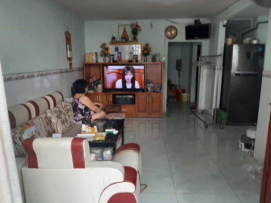 Bán nhà Trương Đăng Quế Quận Gò Vấp ngay vòng xoay Phạm Văn Đồng, dt 47m2, 2 tầng, giá 3.5 tỷ