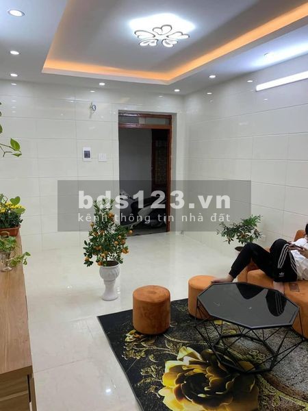 Bán Nhà Lò Đúc đẹp, nhỏ tiền, đủ công năng, dt 17m X 4 Tầng, giá 1.85 tỷ còn thương lượng.