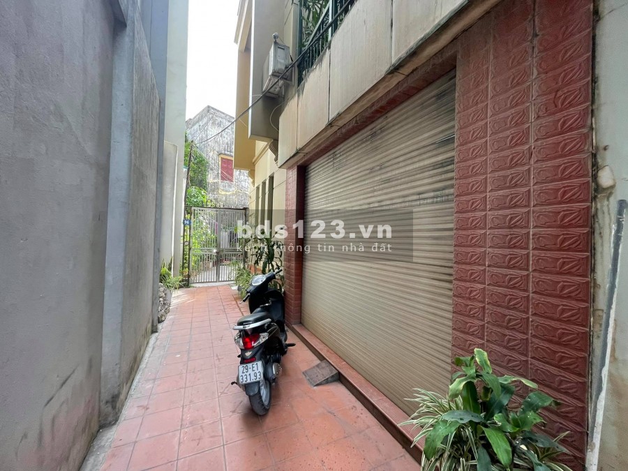 Trung tá về hưu bán BT mini Nguyễn Văn Cừ, lô góc ở cực sướng, full đồ gỗ tiền tỷ, giá 6.8 tỷ