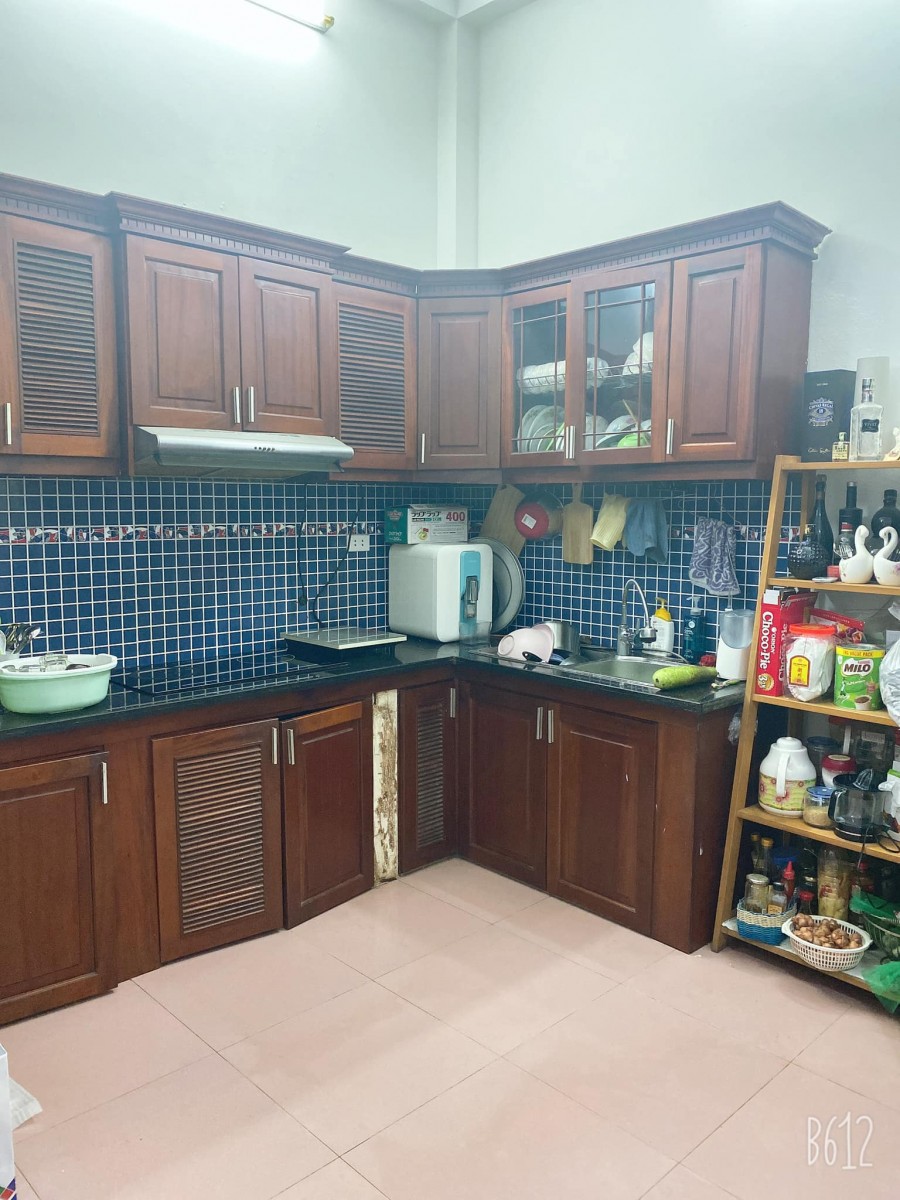 Sốc 3.3 tỷ ô tô đỗ cửa. Nhà đẹp ở ngay Mỹ Đình 4 tầng diện tích sử dụng 35m2