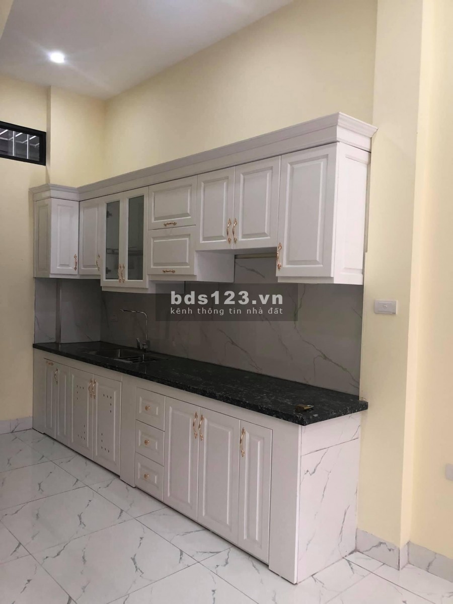 Nhà nguyên căn Đại Mỗ phân lô ô tô liên hệ chính chủ 0962157266, mt 4m, giá 3.2 tỷ
