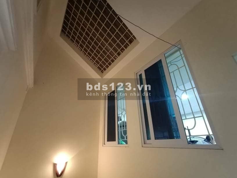 Bán nhà Kim Ngưu 2 vỉa hè rộng, nhà hiện đại, vị trí đắc địa, thông số vàng, nở hậu
