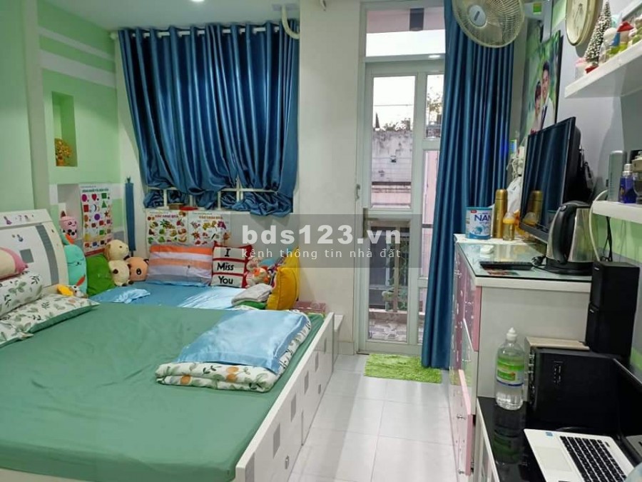 Bán nhà Bùi Văn Thêm, Phú Nhuận dt 34m2 5 tầng hẻm ba gác giá bán 5 tỷ 8
