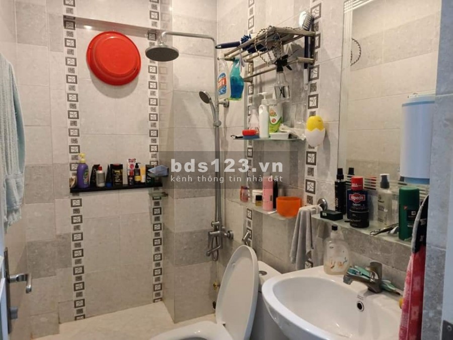 Bán nhà Bùi Văn Thêm, Phú Nhuận dt 34m2 5 tầng hẻm ba gác giá bán 5 tỷ 8