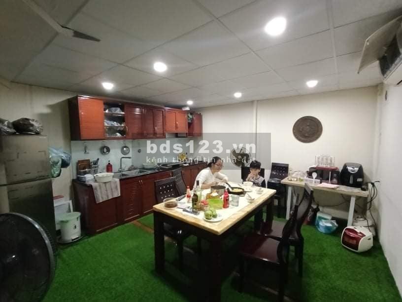 Bán nhà Kim Ngưu 2 vỉa hè rộng, nhà hiện đại, vị trí đắc địa, thông số vàng, nở hậu
