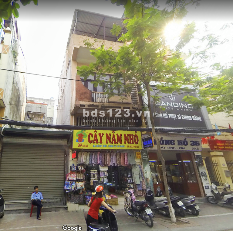 Cho thuê nhà mặt phố Đội Cấn 70m2, 3 tầng, mặt tiền rộng làm cửa hàng