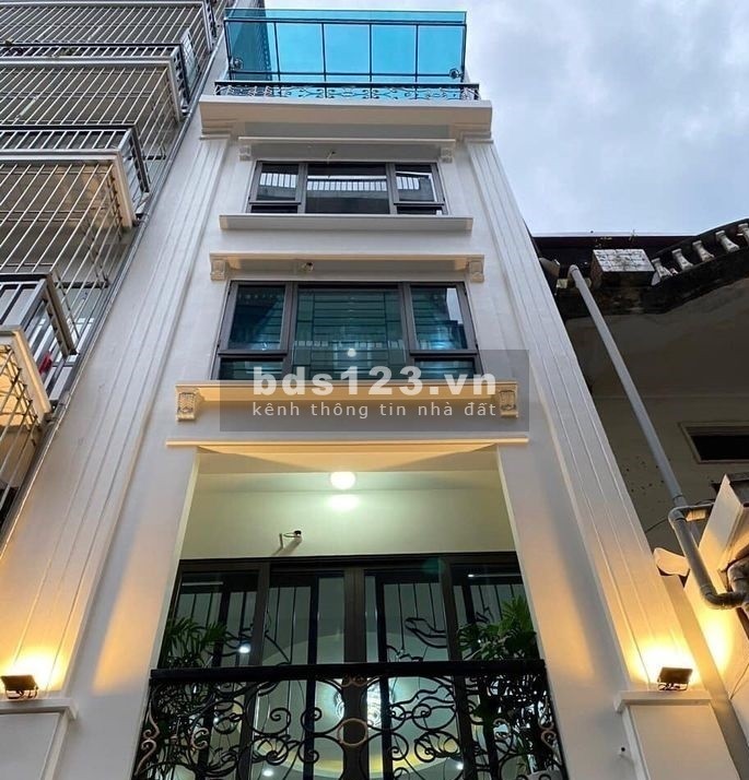 Bán nhà Bồ Đề giá 50 triệu/m2 mặt ngõ thông ô tô đỗ cửa giá nhỉnh 5 tỷ