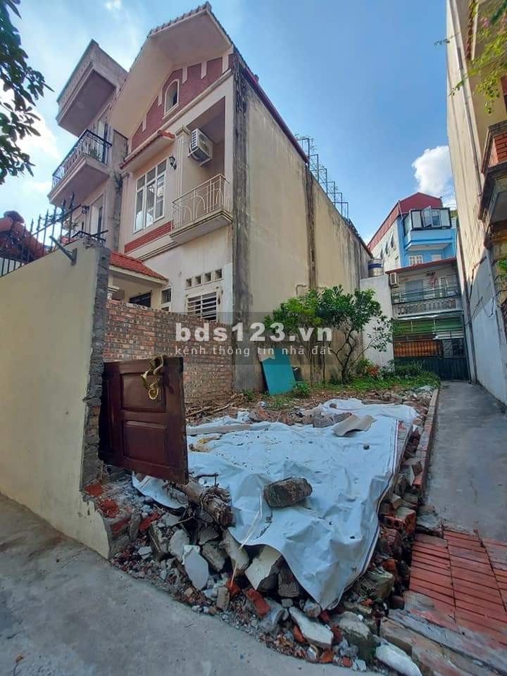 Cần chuyển nhượng lô đất góc Ngọc Thuỵ, Ngọc Lâm, Quận Long Biên, sổ đẹp