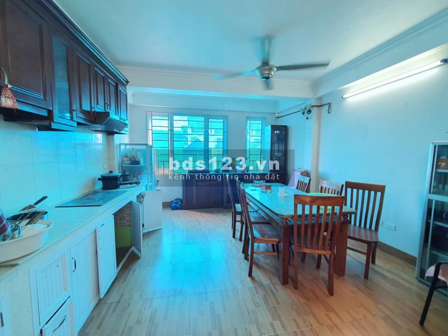 Nhà mặt phố Sài Đồng - Hoàng Thế Thiện, dt 88m, 5 tầng, kinh doanh, giá bán 10.8 tỷ