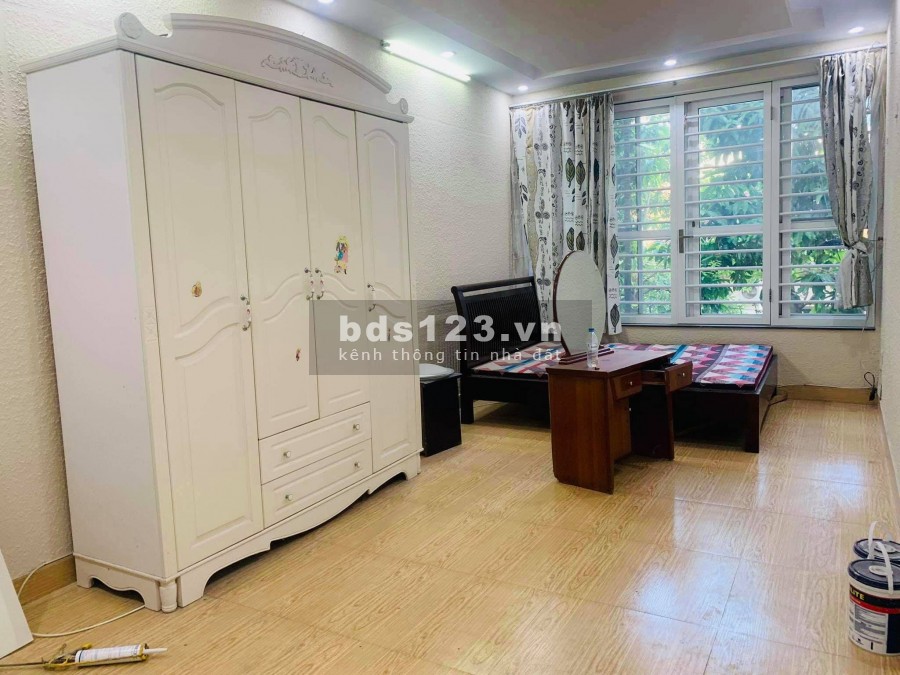 Siêu Phẩm Hồ Tây Ô tô View công viên nước dt 80m2 đúc 3 tầng giá bán 10.6 Tỷ
