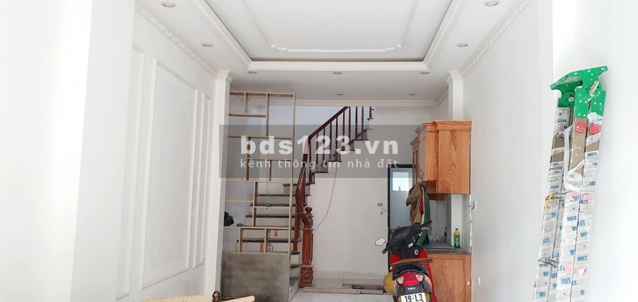 Nhà thoáng đẹp Ngõ Ô tô, đươngf Quang Tiến Đại Mỗ, dt 38m2 5 Tầng giá 2.95 Tỷ