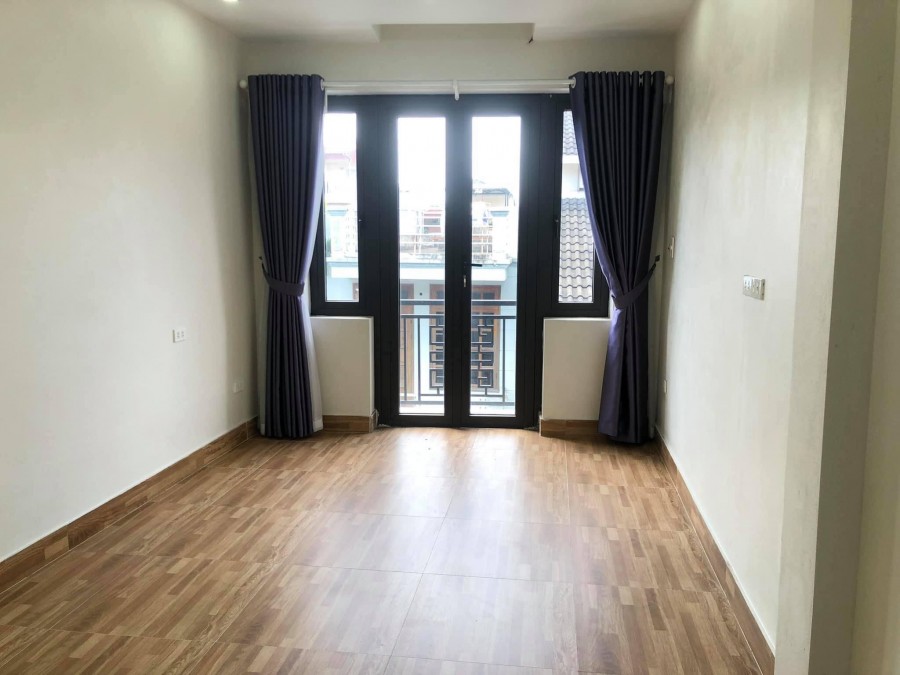 Bán gấp nhà phố Lê Thanh Nghị, ô tô, KD, 65m2 MT 4m, giá chỉ 16,95 tỷ