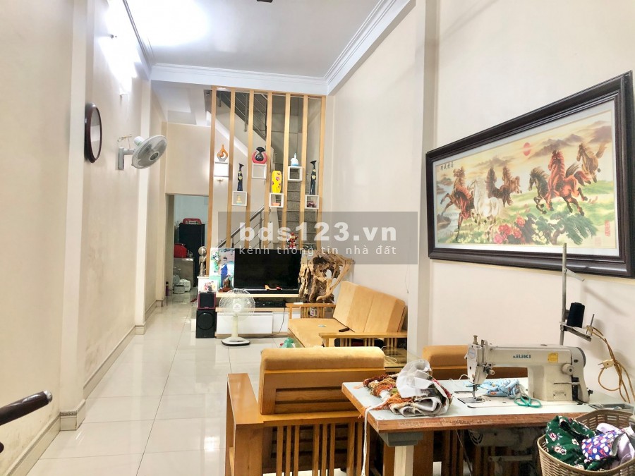 Đường Tô Hiệu, Quận Hà Đông, 2 mặt thoáng đúc kiên cố, trung tâm thuận tiện đi lại