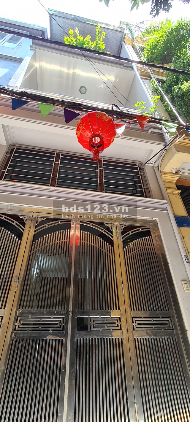 Đường Tô Hiệu, Quận Hà Đông, 2 mặt thoáng đúc kiên cố, trung tâm thuận tiện đi lại