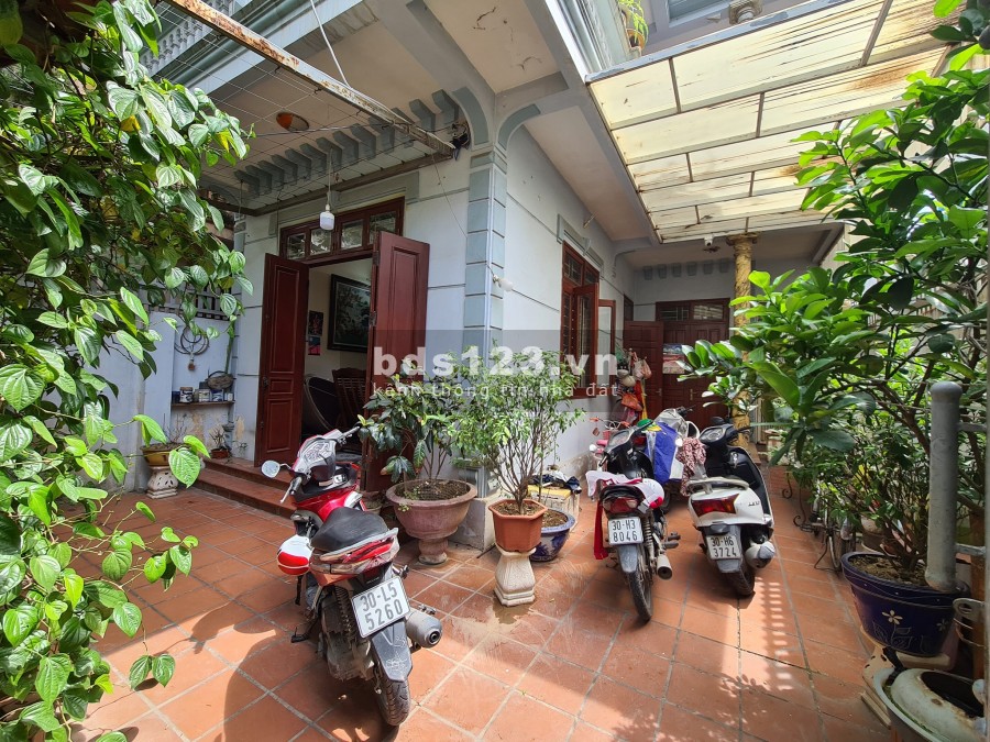 Bán nhà khu An Dương Vương, gần cầu Nhật Tân, diện tích 127m2, mặt tiền 7.6m, Giá 6.9 tỷ