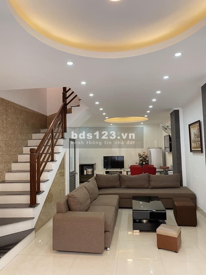 Bán gấp nhà đẹp Thanh Nhàn - Ba gác tránh diện tích 40m2, đúc 4 tầng