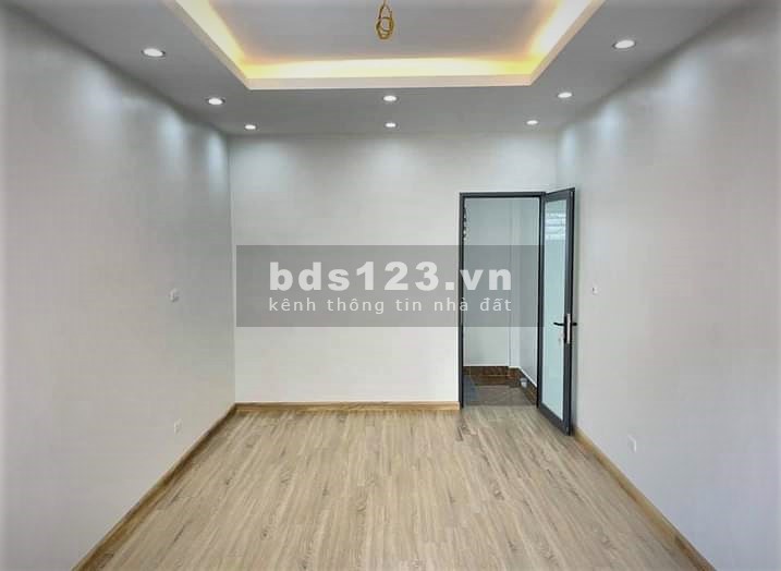 Nhà đẹp mặt ngõ Triều Khúc, kinh doanh, gara ô tô tránh, 55mx5T, nội thất sịn, 7 tỷ x.