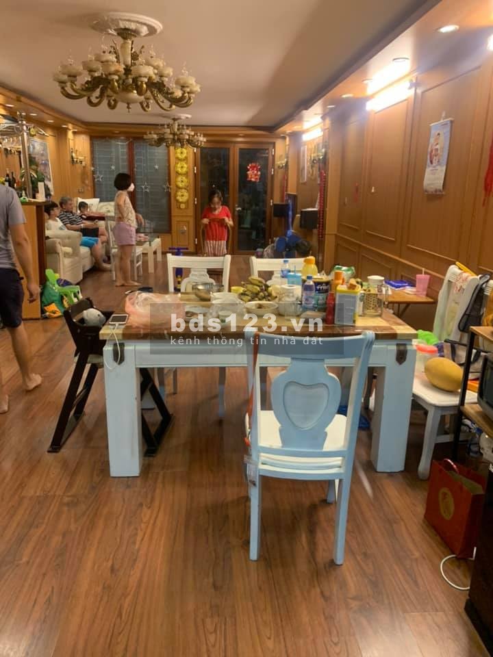 Bán nhà gí rẻ nhất Quận Tây Hồ dt 189m2, 2 tầng giá chỉ 2.8 tỷ, chính chủ, khu dân cư