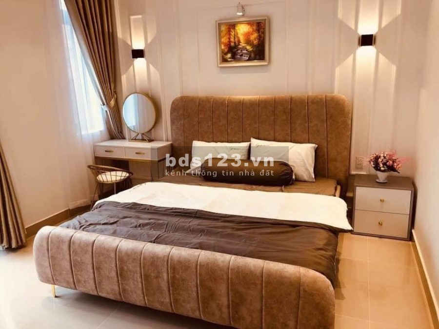 Bán nhà hẻm xe tải thông Thống Nhất, dt 120m2, tặng nội thất hơn 2 tỷ, nhà 5 lầu đẹp, giá 8.2 tỷ.