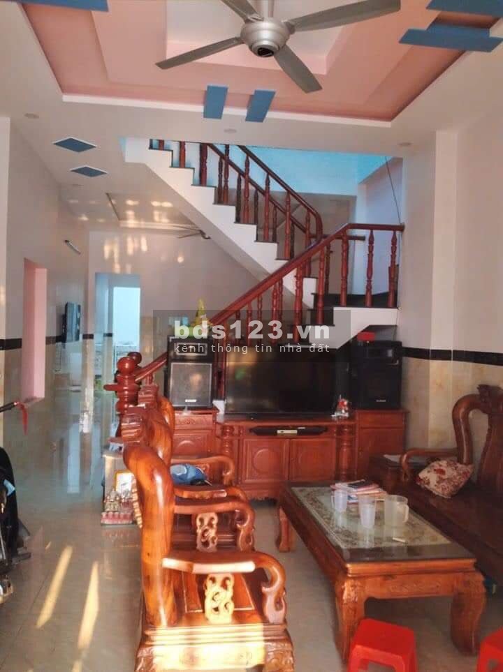 Nhà chính chủ bán rẻ mùa dịch- Thủ Dầu Một, giá tốt đầu tư, khu dân cư hiên hữu