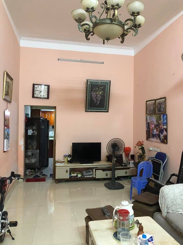 Bán gấp nhà kinh doanh, ô tô, Vũ Hữu, Thanh Xuân,66 m2, 4T, MT 4,6m, giá hơn 7 tỷ.