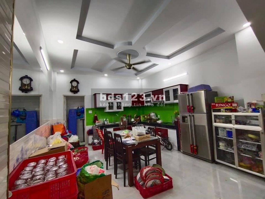 Bán nhà HXH 8m Nguyễn Sỹ Sách, (4.6mx18m) 5 lầu, giá chỉ: 10,8 tỷ TL