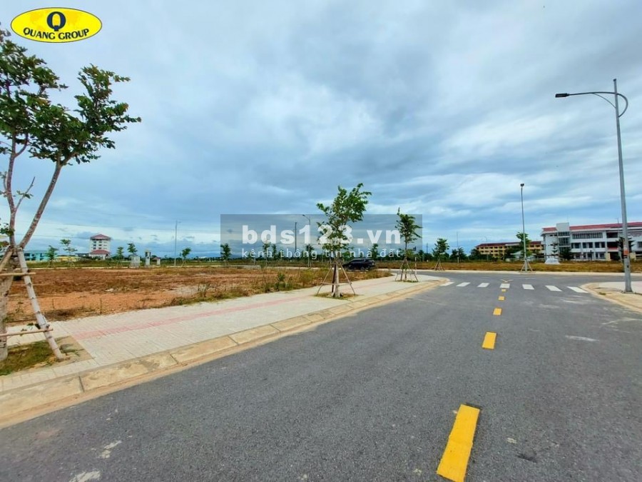 Mở bán lô đất VIP thuộc khu đô thị Bắc Sông Hiếu, vị trí đẹp, xe tới đất