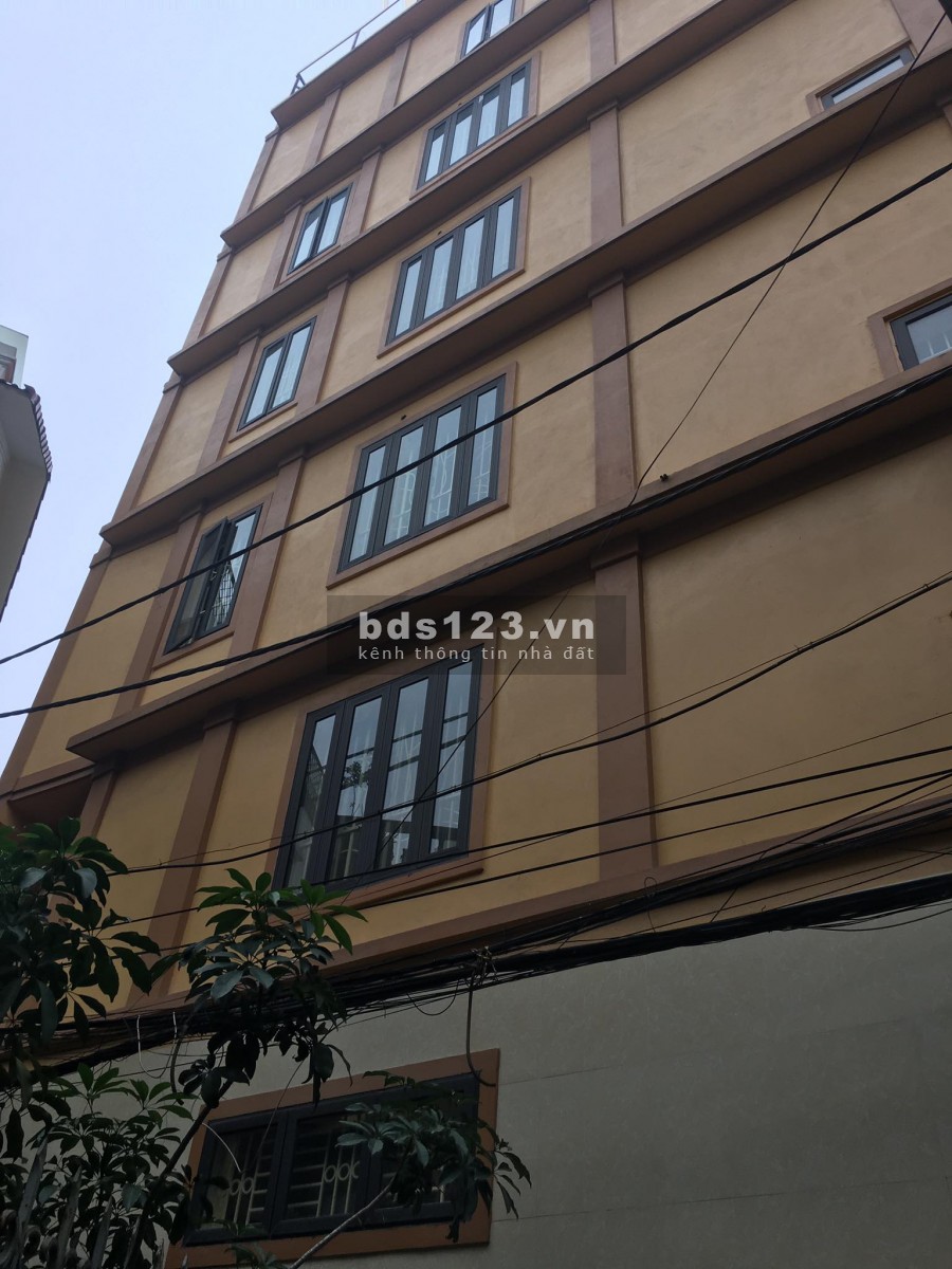 Lô góc Hoàng Hoa Thám, ô tô tránh, kinh doanh sầm uất, vỉa hè rộng, dt 34m2, 4 tầng, giá 10.5 tỷ