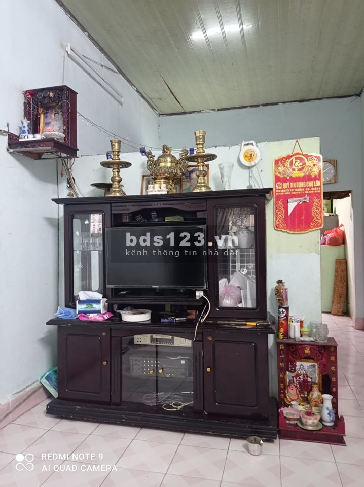 Bán nhà đầu tư giữ tiền Nguyễn Hồng Đào dt 62m2 giá quá rẻ chỉ nhỉnh 5 tỷ