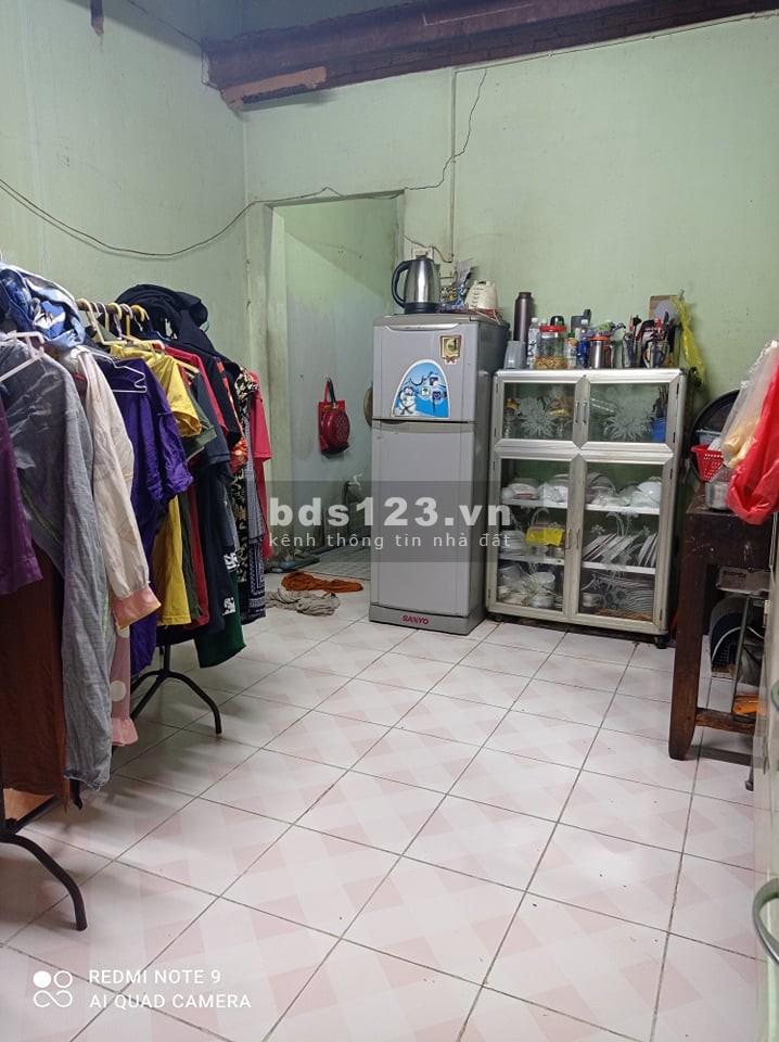 Bán nhà đầu tư giữ tiền Nguyễn Hồng Đào dt 62m2 giá quá rẻ chỉ nhỉnh 5 tỷ