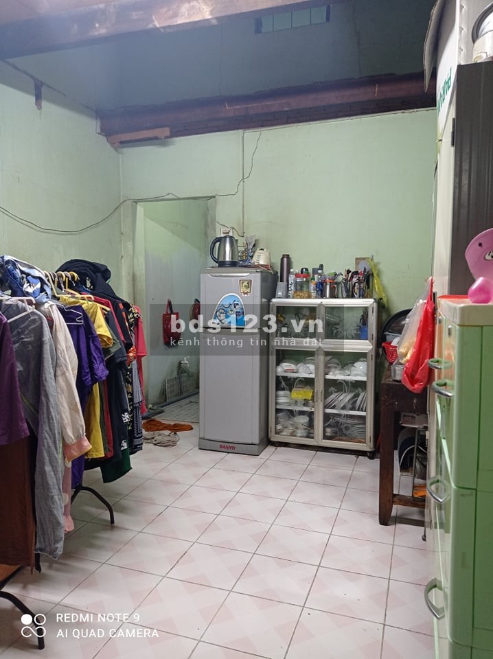 Bán nhà đầu tư giữ tiền Nguyễn Hồng Đào dt 62m2 giá quá rẻ chỉ nhỉnh 5 tỷ