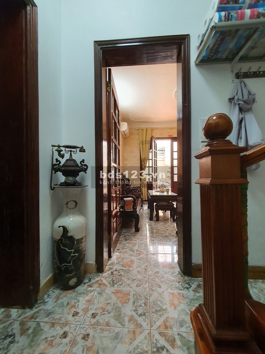 Bán Nhà Phố Trần Đại Nghĩa kinh doanh ô tô tránh dt 82m2, 4 tầng, lhcc