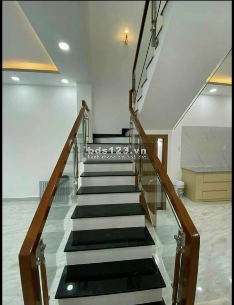 Nhà đẹp tài lộc giá siêu ưu đãi mùa dịch nhà mới, kiến trúc đẹp, lh 0365921729