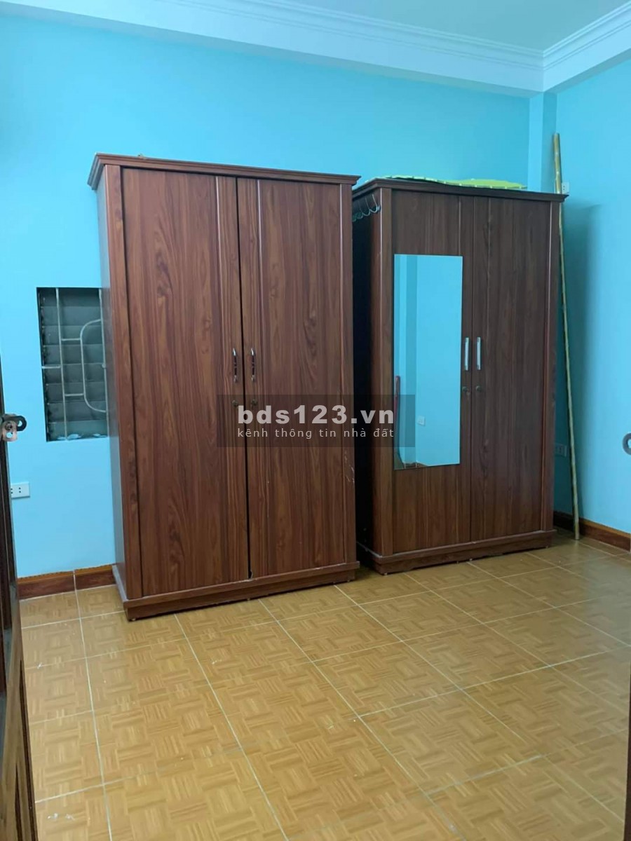 Bán gấp nhà Lê Quang Đạo, gần phố, ngõ rộng 35m2 giá bán chỉ 2.75 tỷ, 4 tầng